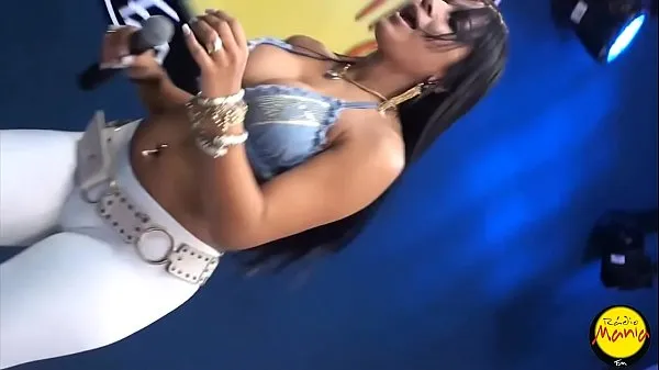 مقاطع فيديو عالية الدقة Mariana Souza no Bundalelê