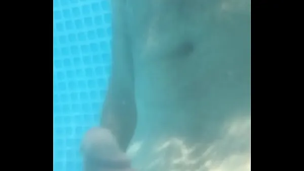 HD pussy in the pool power Videos
