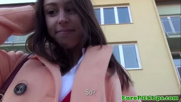 Video HD Eurosex girlnextdoor pussyfucked in public kekuatan