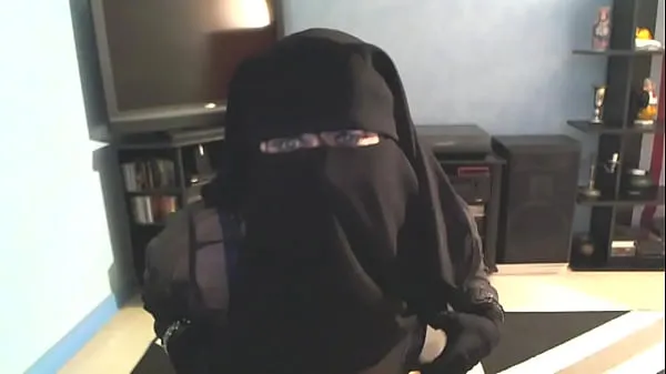 HD Muslim girl revealing herself 강력한 동영상