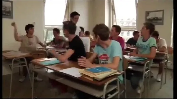 HD Classmates Suck And Fuck Eachother Bareback पावर वीडियो