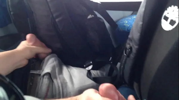 Videa s výkonem jacking between males on the bus HD