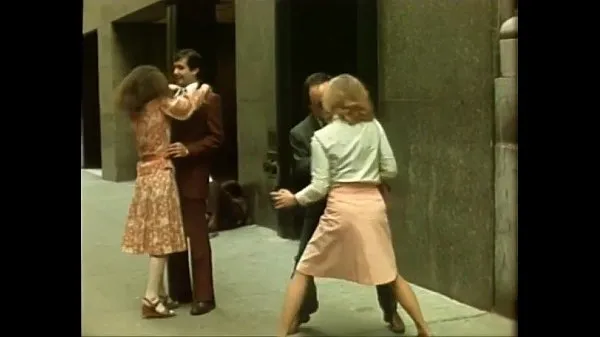 Vídeos poderosos Joy - 1977 em HD