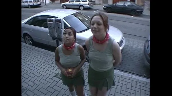 Videá s výkonom Two girl scouts suck and fuck HD
