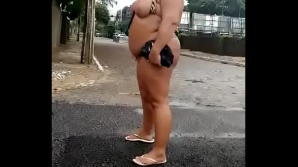 Vidéos HD Fat dans la rue puissantes