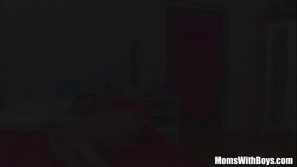 HD Stepson Caught Jerking By Her Stepmom In Panties ισχυρά βίντεο