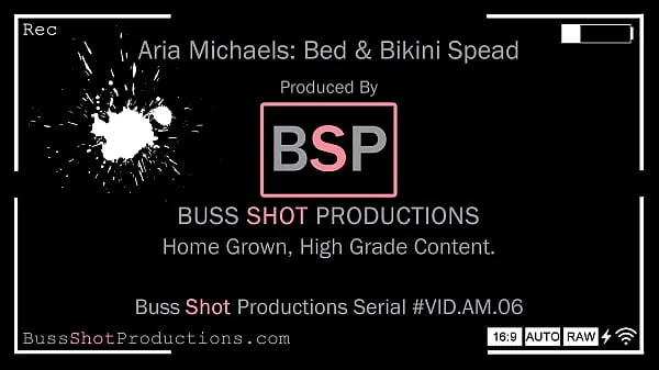 HD AM.06 Aria Michaels Bed & Bikini Spread Preview kuasa Video