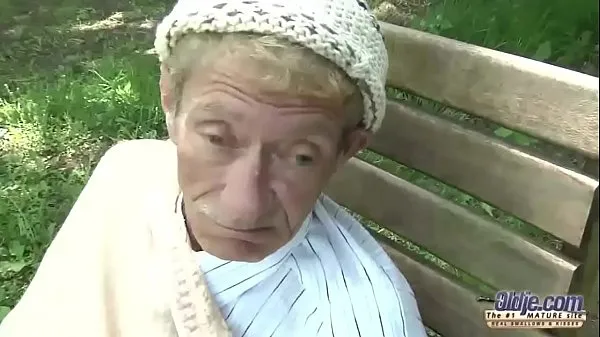HD Old Young Porn Teen Gold Digger Anal Sex With Wrinkled Old Man Doggystyle ισχυρά βίντεο