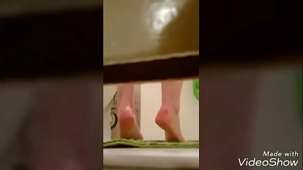 Videá s výkonom Voyeur twins shower roommate spy HD