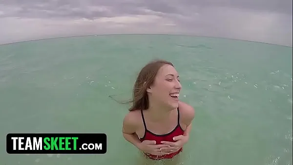 HD Real teen lifeguard fucks in pov for cum on tits and dollars teljesítményű videók