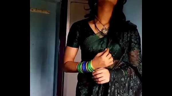 HD Crossdresser in green saree ισχυρά βίντεο