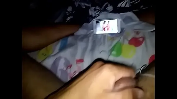 Videa s výkonem Fuckng guy, watching porn. Jerking off HD