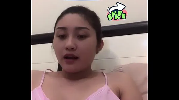 Videá s výkonom Vietnam nipple live HD