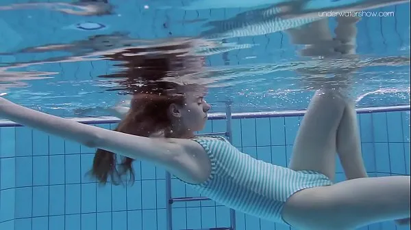 HD Anna Netrebko skinny tiny teen underwater พลังวิดีโอ