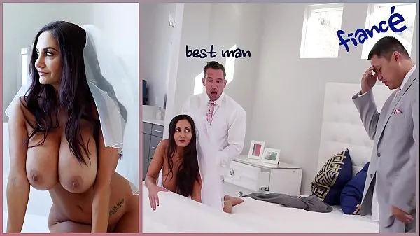 Videa s výkonem BANGBROS - Big Tits MILF Bride Ava Addams Fucks The Best Man HD