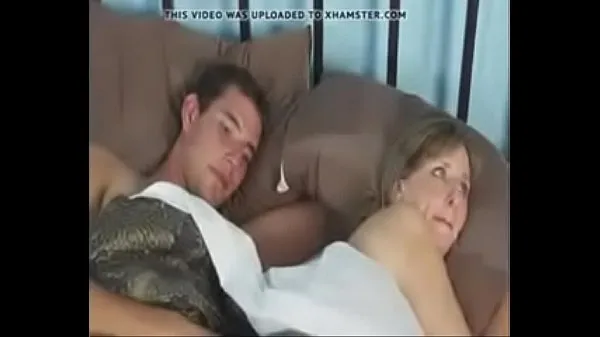 Video HD Stepmom and Son Hotel Sex kekuatan