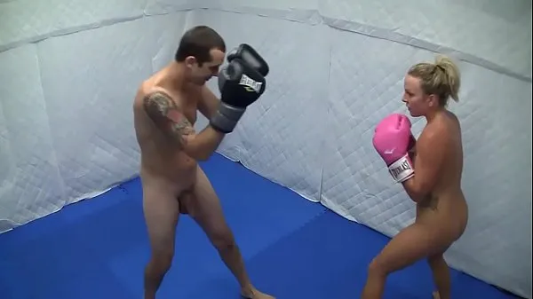 Videá s výkonom Dre Hazel defeats guy in competitive nude boxing match HD
