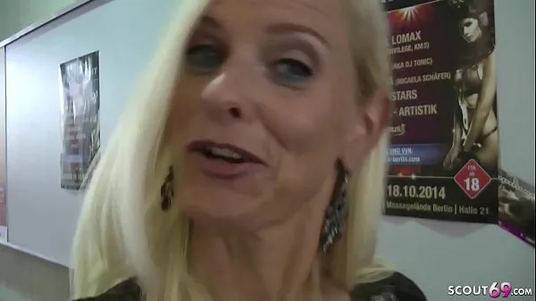 Video HD German MILF Pornstar Dirty-Tina Fuck Fan without Condom kekuatan