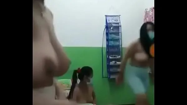 HD Nude Girls from Asia having fun in dorm tehovideot