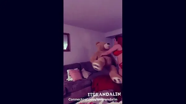 HD Randalin and teddy močni videoposnetki