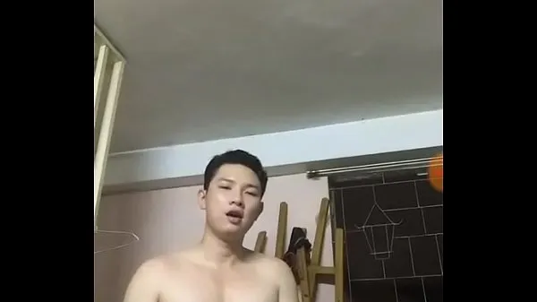 HD Beautiful boy showing off his blued cock power Videos