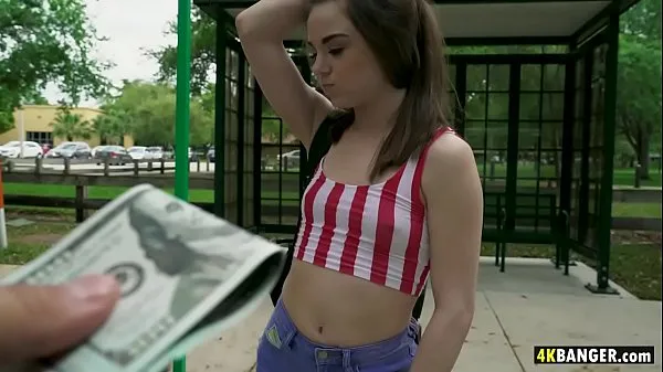 HD Petite Teen Megan Marx gets Surprise Dick in Van power videoer