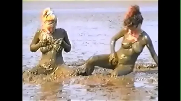 HD Mud Girls 1 močni videoposnetki