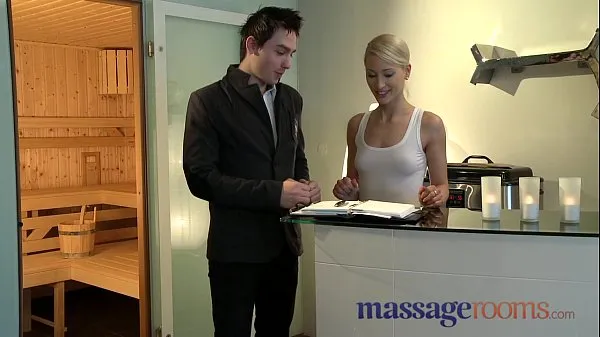 HD Massage Rooms Uma rims guy before squirting and pleasuring another güçlü Videolar