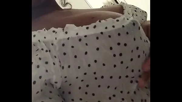 HD Wet shirt tits tease पावर वीडियो