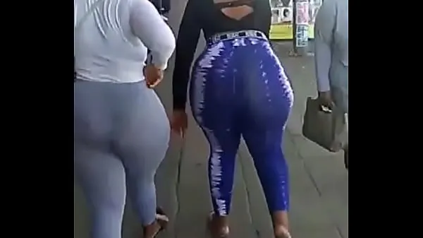Videá s výkonom African big booty HD