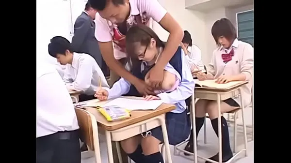 Videa s výkonem Students in class being fucked in front of the teacher | Full HD HD