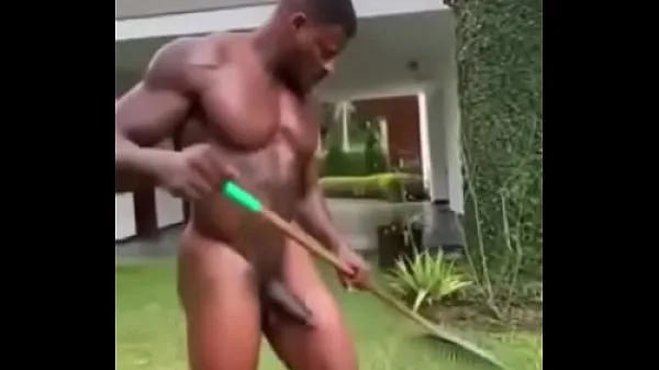 Videa s výkonem nude gardener HD