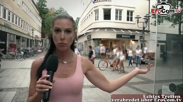 HD German milf pick up guy at street casting for fuck พลังวิดีโอ