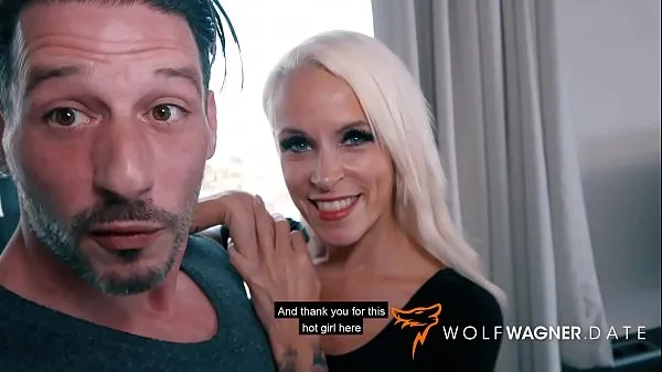 Videa s výkonem Horny SOPHIE LOGAN gets nailed in a hotel room after sucking dick in public! ▁▃▅▆ WOLF WAGNER DATE HD