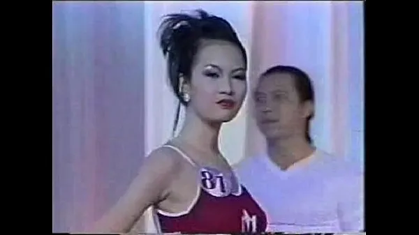 Videa s výkonem Miss VietNam - flower hau pond HD