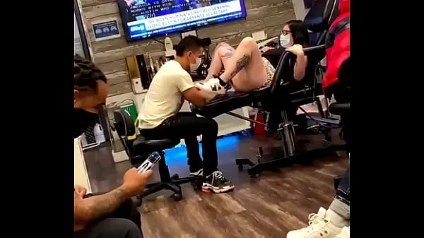 HD Tattoo Pussy with squirt 강력한 동영상