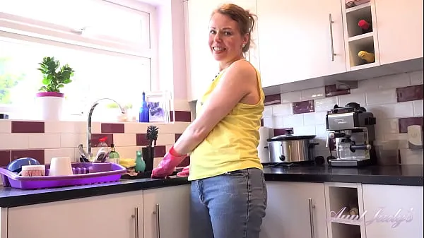 HD-AuntJudys - 46yo Natural FullBush Amateur MILF Alexia gives JOI in the Kitchen powervideo's
