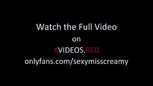 Videá s výkonom Dogging my wife in public car parking after work and a voyeur fucks her pussy until she cums 4K - MissCreamy HD