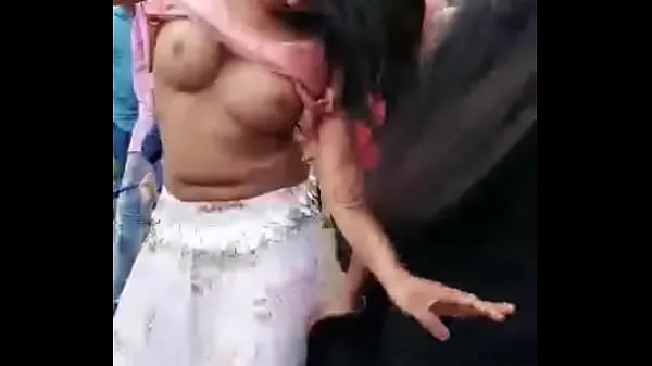 HD Сексуальный танец тетушки, часть 2мощные видео