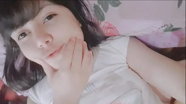 Videa s výkonem Virgin teen girl masturbating - Hana Lily HD