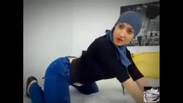 高清beautiful muslim woman电源视频