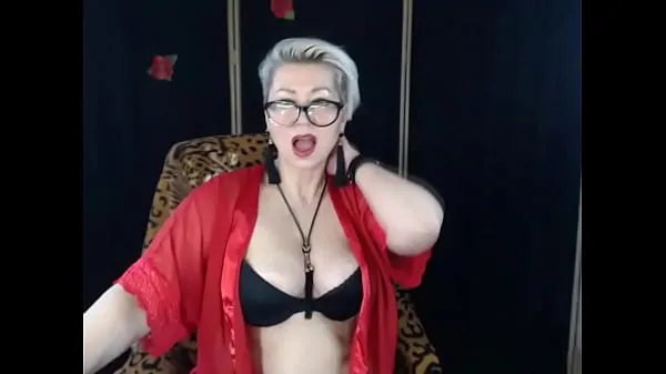 HD Fuck this bitch in all her holes! For your money, this mature whore will do everything! Russian mature AimeeParadise hot private show power videoer
