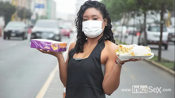 HD Peruvian surprised by stranger on the street teljesítményű videók
