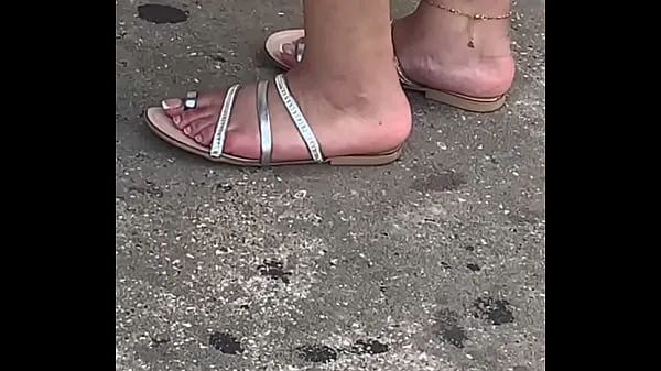 HD Nice feet and toes power Videos
