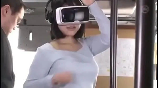 HD Cute Asian Gets Fucked On The Bus Wearing VR Glasses 3 (har-064 강력한 동영상