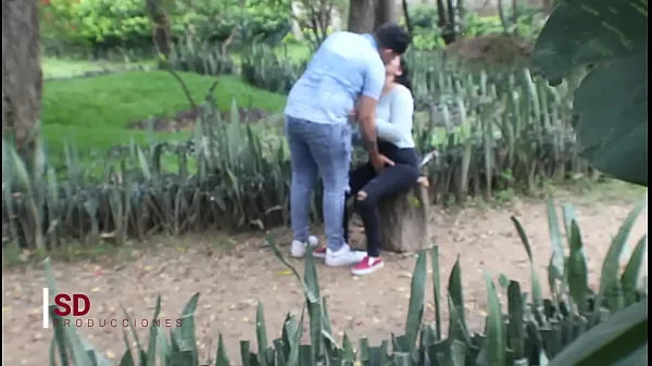 HD SPYING ON A COUPLE IN THE PUBLIC PARK power Videos