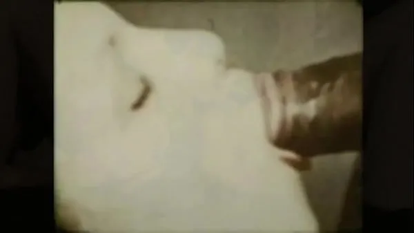 Videa s výkonem Vintage Hardcore 'Retro Interracial HD