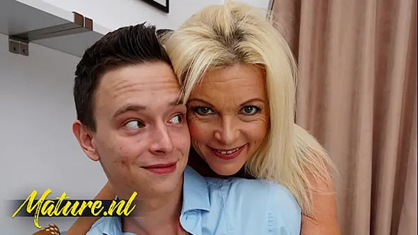HD An Evening With His Stepmom Gets Hotter By The Minute kraftvideoer