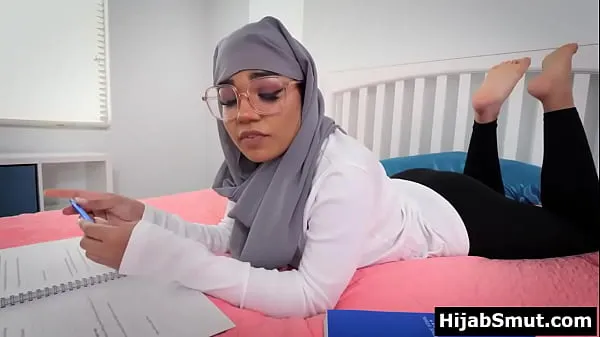 مقاطع فيديو عالية الدقة Cute muslim teen fucked by her classmate