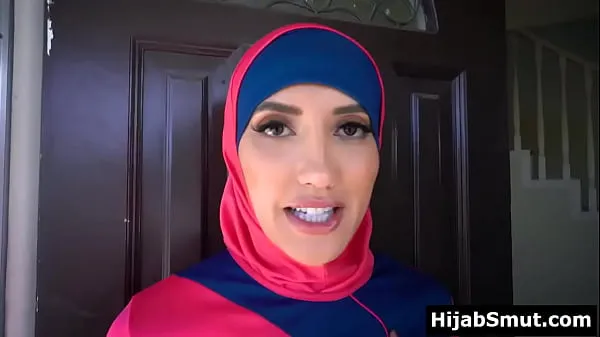 HD Жена-мусульманка трахается с арендодателем, чтобы заплатить за арендумощные видео